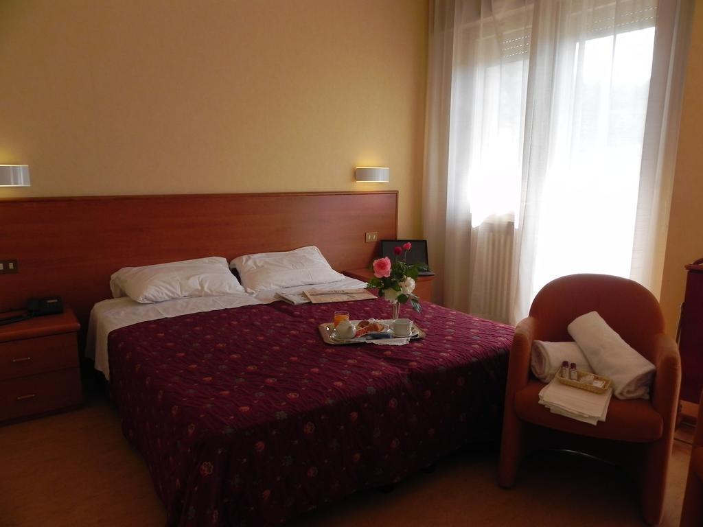 Hotel Ducale Tabiano Terme Exterior photo